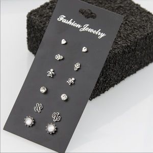 ASSORTED FASHION STUD EARRINGS